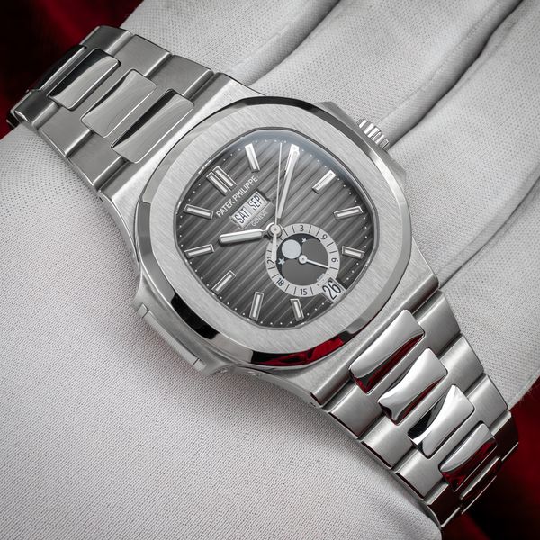 Patek Philippe Nautilus 5726/1A-001